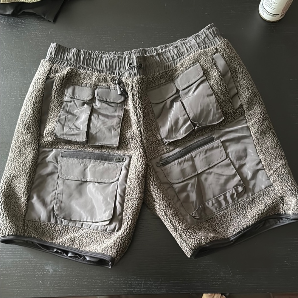 Basketcase Gallery Sherpa Tech Shorts XL
